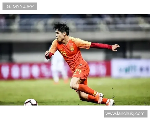 北京足球队在总决赛积分榜上以60分稳居第一名展现强劲实力